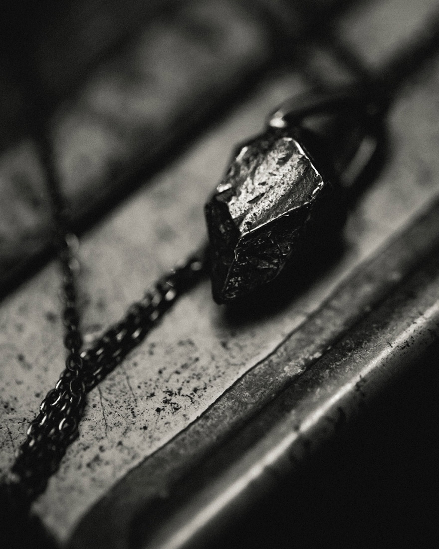 2018 editorial accessoires Werkstatt Muenchen Chin Teo rigards Taichi Murakami hide m 13 2018 editorial accessoires Werkstatt Muenchen Chin Teo rigards Taichi Murakami hide m 13