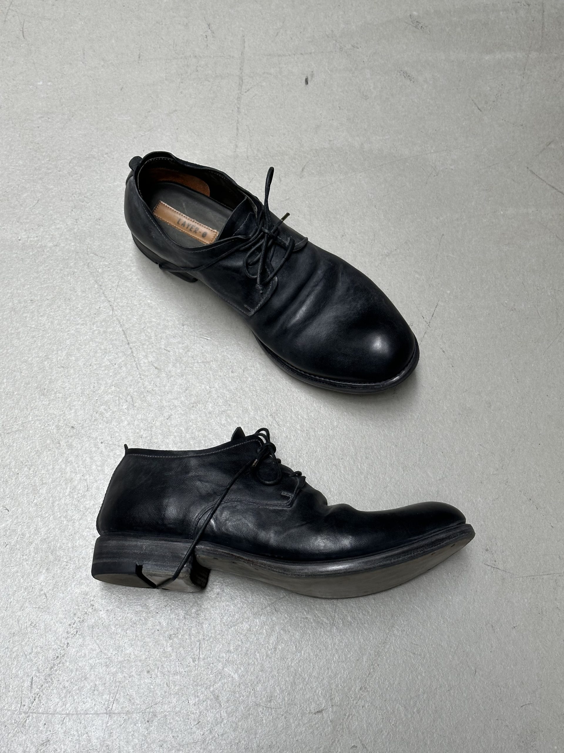 hide-m  LAYER-0 Men Classic Derby Shoe 1.5 H7 GY, black horse leather