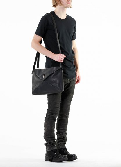 M.A macross Maurizio Amadei BE153 15zoll Envelope Messenger Shoulder Bag washed cow leather black hide m 8