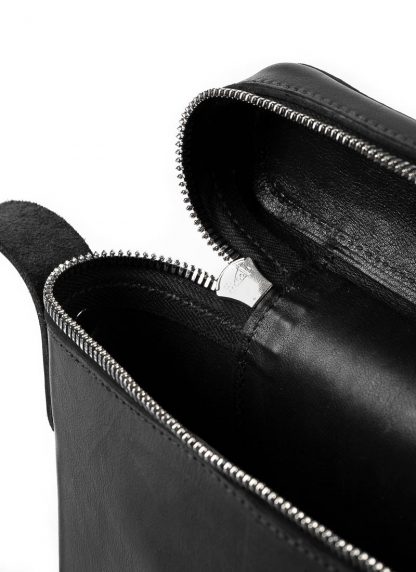 GUIDI C3 Small Zip Shoulder Bag Tasche kangaroo leather CV39T black hide m 4