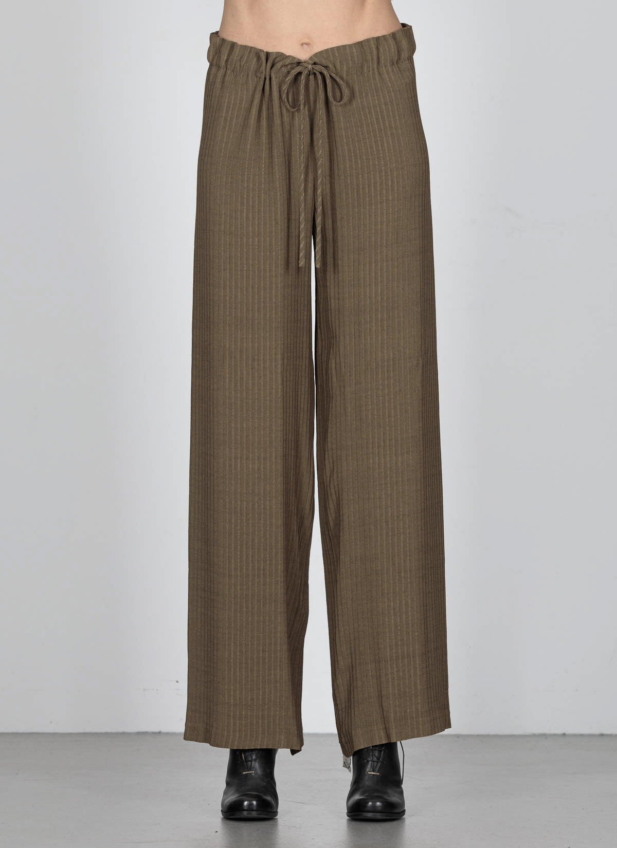 hide-m  M.A+ Maurizio Amadei Women Wide Outer String Pants PW444