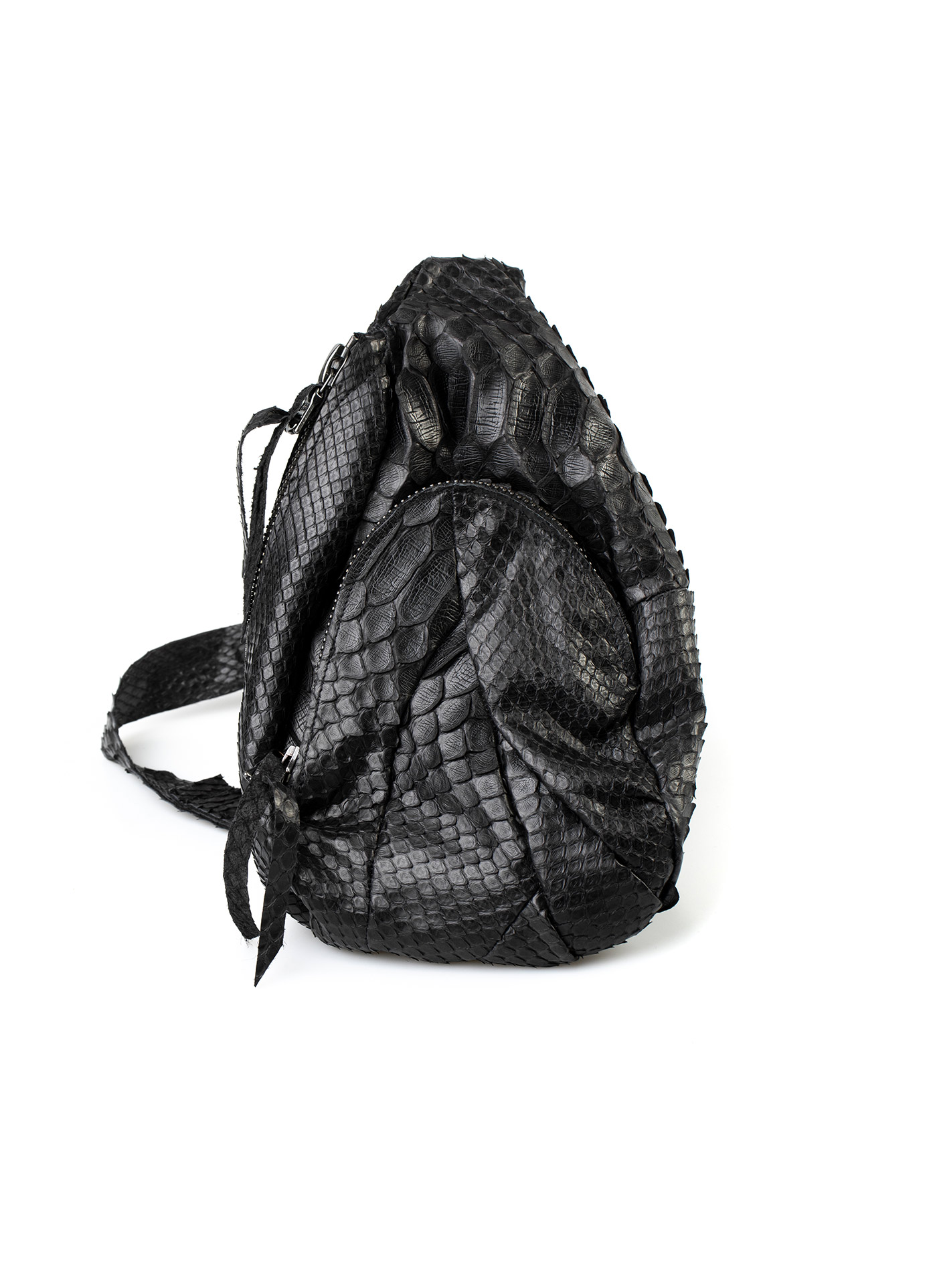 hide-m | LEON EMANUEL BLANCK Dealer Bag, black python leather