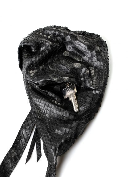 LEON EMANUEL BLANCK distortion dealer bag men women tasche DIS M DBS 01 python leather black hide m 5