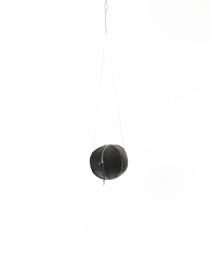 MA MAcross Maurizio Amadei Women Ball Bag With Silver Chain BBALL3 VA Damen Tasche vachetta cow leather black hide m 1