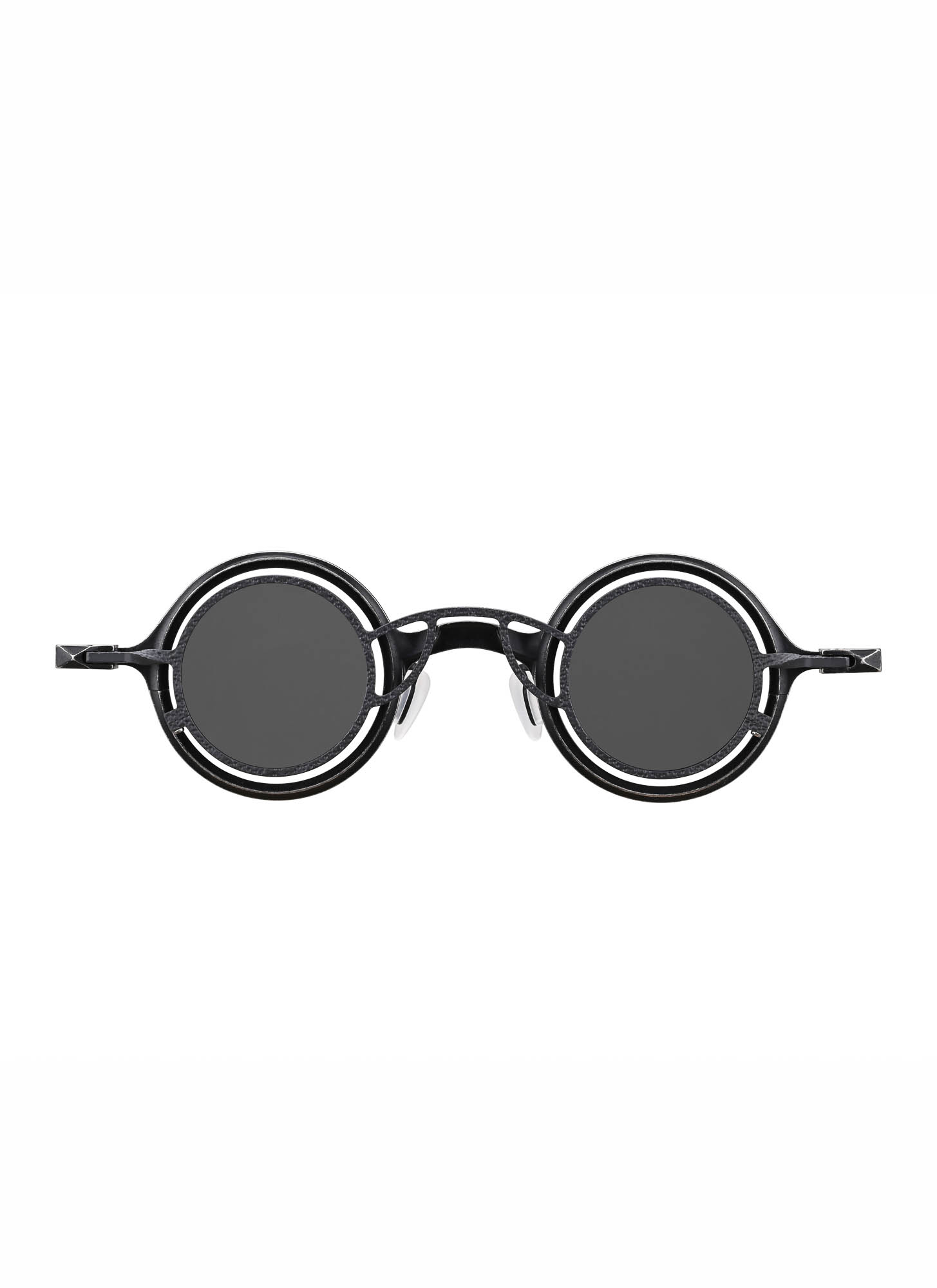 https://www.hide-m.com/wp-content/uploads/2023/09/RIGARDS-ZIGGY-CHEN-RG1911TI-sun-glasses-eyewear-brille-sonnenbrille-titanium-vintage-black-dark-grey-matt-clip-on-clear-lens-hide-m-1.jpg
