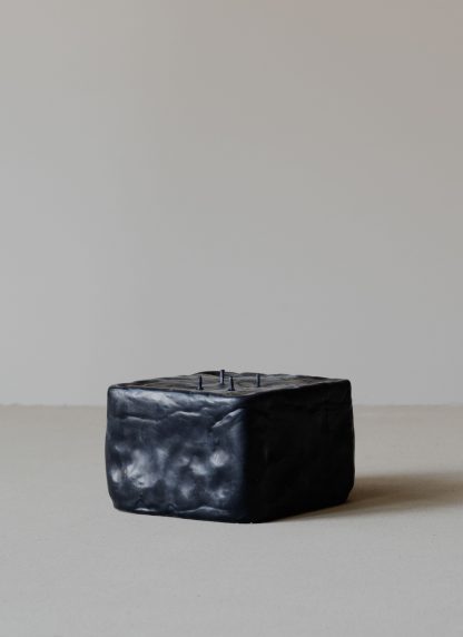 Oberflacht Klotz Square 4 Wick 2100gr Candle Kerze handmade beeswax paraffin black hide m 1