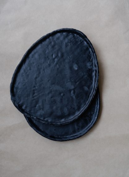 Oberflacht Tray oval 1100gr handmade beeswax paraffin black hide m 2
