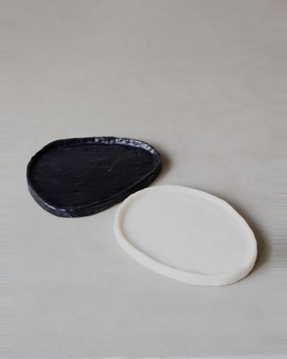 Oberflacht Tray oval 1100gr handmade beeswax paraffin black hide m 3