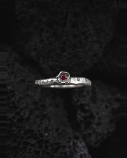 ROSA MARIA KAMA R H DIA 8X8 RU Ring Jewellery Jewelry Schmuck Sterling Silver 8x8 Cut Diamonds Ruby hide m 3